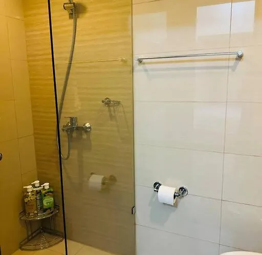 Apartamento Uptown Bliss-modern 1br With Balcony In Bgc *