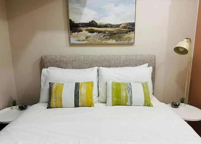 Uptown Bliss-modern 1br With Balcony In Bgc Apartamento Manila